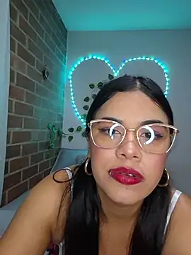 steffany doll online show from December 2025 11:47:02 PM