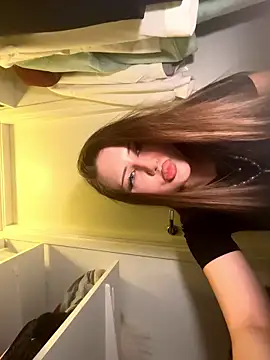 TanyaMoor online show from December 2025 04:16:01 PM