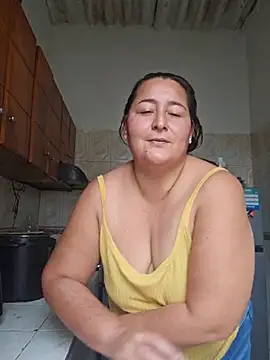 VioletBruces online show from June 2026 05:40:02 PM