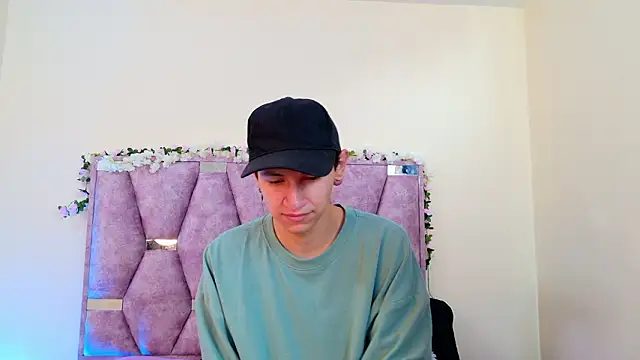 iris and damian online show from February 2026 05:19:02 PM