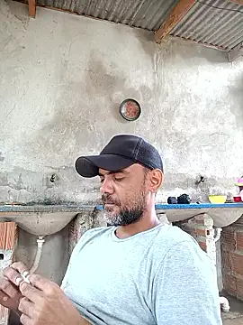 Mchljjk online show from January 2026 12:18:01 PM