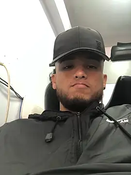 modeloxtz online show from March 2026 07:18:02 PM