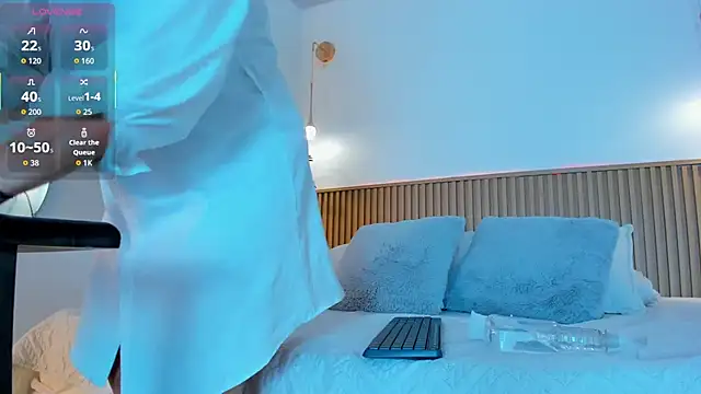 Lily Cole27 online show from December 2025 11:27:02 AM