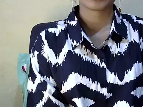Snapshot of Shab_M chatting on August 2026 08:35:01 AM Shab M online show from August 2026 08:35:01 AM
