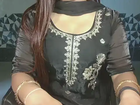 Hotty Suzuka online show from July 2026 03:13:01 AM