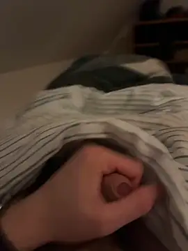 hannes256102 online show from March 2026 09:32:02 PM