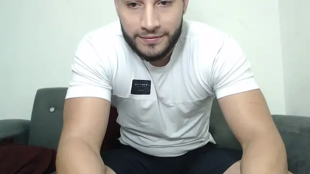 Seank Noszka online show from April 2026 07:58:02 PM