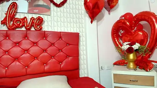 Elizabetth Roman online show from February 2026 08:16:01 PM