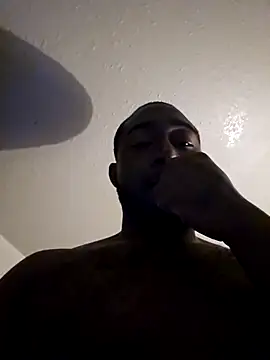 iLOVETRAY96 online show from December 2025 05:46:01 AM