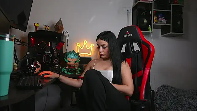 Juliethassmith3 online show from January 2026 03:34:01 AM