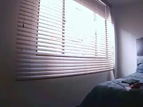 Fernanda andrew online show from March 2026 06:29:01 PM