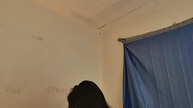 MoonLipsON- online show from April 2026 06:52:01 AM