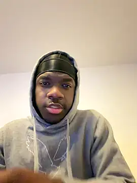 DopeeThreads online show from December 2025 10:40:02 PM