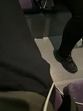 Davvidsm online show from March 2026 12:44:02 PM