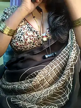 Preeti345 online show from April 2026 12:32:02 PM