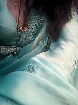 Preeti345 online show from April 2026 04:35:01 AM