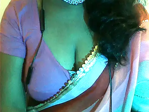 Snapshot of Preeti345 chatting on July 2026 03:58:02 PM Preeti345 online show from July 2026 03:58:02 PM