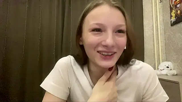 Cleonoth2o online show from April 2026 06:16:02 PM