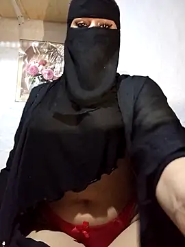 Snapshot of -Batta- chatting on February 2026 02:35:01 PM -Batta- online show from February 2026 02:35:01 PM