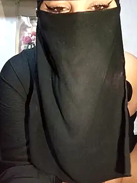 Snapshot of -Batta- chatting on February 2026 09:47:02 PM -Batta- online show from February 2026 09:47:02 PM