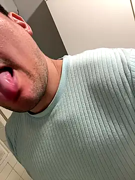 Snapshot of CharlyAlfa22 chatting on December 2025 09:44:01 PM CharlyAlfa22 online show from December 2025 09:44:01 PM