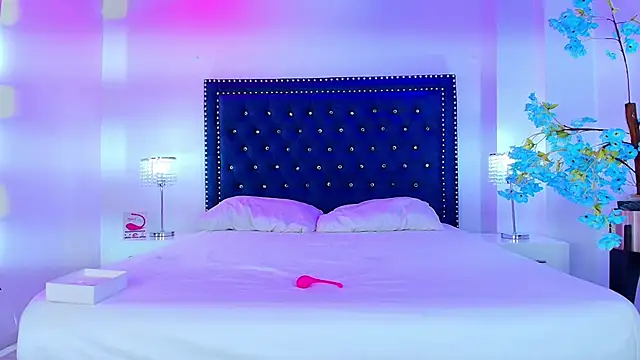 Snapshot of Velora_nigth chatting on January 2026 11:03:01 AM Velora nigth online show from January 2026 11:03:01 AM