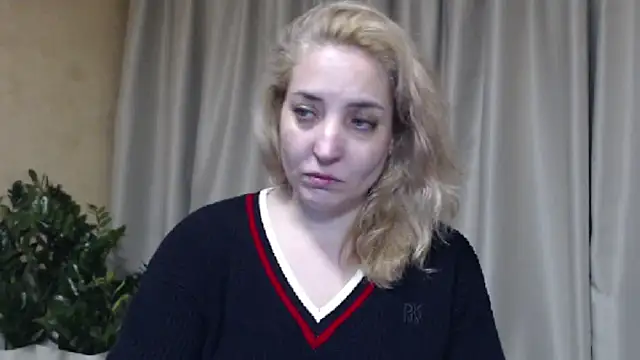 Snapshot of sweetpussy chatting on February 2026 01:40:01 PM sweetpussy online show from February 2026 01:40:01 PM