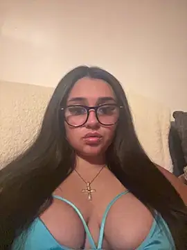 Wild Busty Niyah XX online show from April 2026 07:58:02 PM