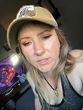 alluringpixie online show from March 2026 01:39:01 PM