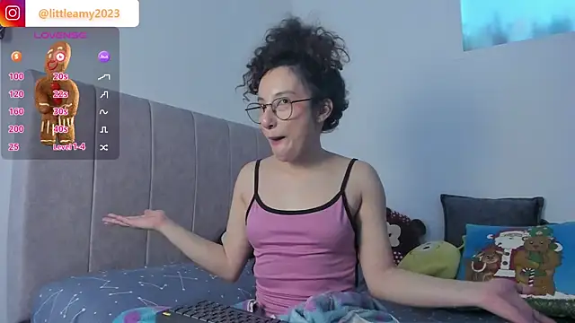 Snapshot of little__ammy chatting on December 2025 01:41:02 PM little ammy online show from December 2025 01:41:02 PM