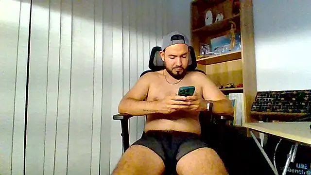 marcob92 online show from December 2025 03:48:01 AM