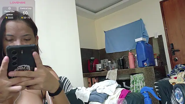 Cinpussie89 online show from December 2025 02:54:01 PM