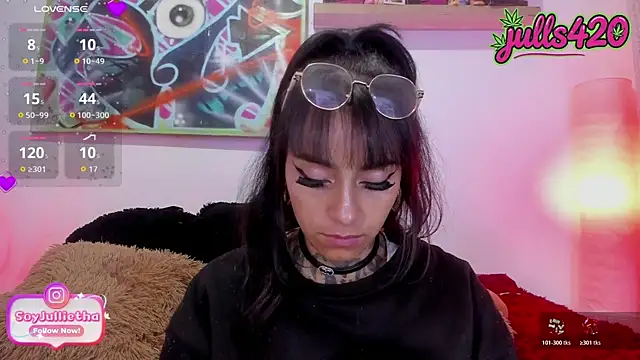 Julls420  online show from July 2026 09:58:01 AM