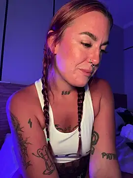 Snapshot of savana_xo chatting on February 2026 05:33:02 AM savana xo online show from February 2026 05:33:02 AM