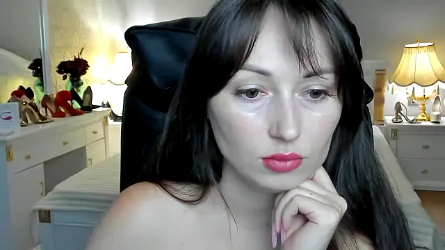 Snapshot of RosiAlina chatting on June 2026 07:16:02 AM RosiAlina online show from June 2026 07:16:02 AM