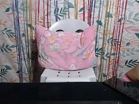 HotCreamyPussy4u online show from January 2026 04:14:01 AM