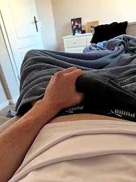 angei094 online show from December 2025 12:53:02 PM