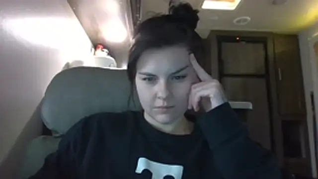 Demilcanaday online show from December 2025 06:48:01 PM