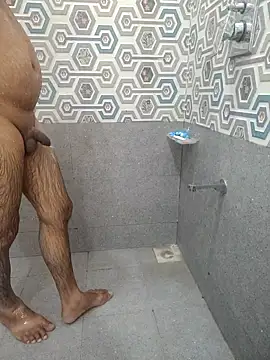 Snapshot of johny044 chatting on February 2026 06:02:01 AM johny044 online show from February 2026 06:02:01 AM