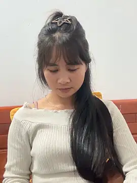 Him MountainGirl online show from March 2026 03:56:01 AM