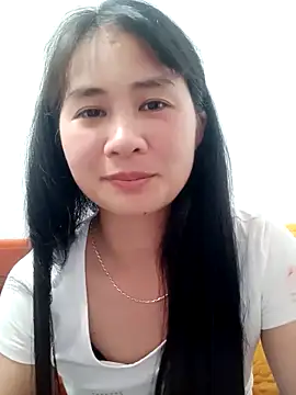 Him MountainGirl online show from April 2026 01:41:01 PM