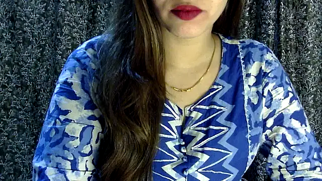 Snapshot of Exotic_tanvi chatting on April 2026 05:52:02 PM Exotic tanvi online show from April 2026 05:52:02 PM