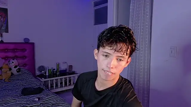 Snapshot of Dani_Dancer chatting on February 2026 11:08:02 PM Dani Dancer online show from February 2026 11:08:02 PM