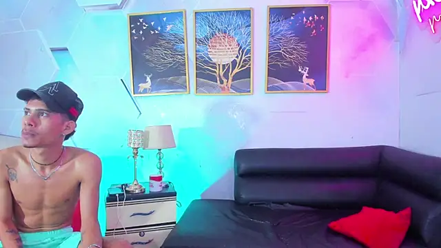 Alex jeins at online show from February 2026 02:10:01 PM