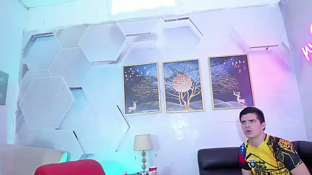 Alex jeins at online show from February 2026 02:14:01 PM