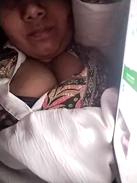 pihuu1313 online show from April 2026 07:11:02 PM