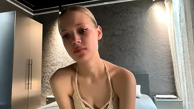 ZaidaSchwarten online show from July 2026 05:36:01 AM