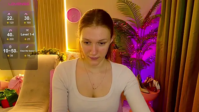 Snapshot of CarolainGilbert chatting on January 2026 07:01:02 AM CarolainGilbert online show from January 2026 07:01:02 AM