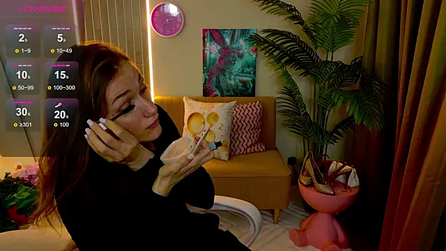 Snapshot of CarolainGilbert chatting on January 2026 05:11:02 AM CarolainGilbert online show from January 2026 05:11:02 AM