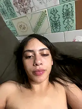 analuizaxxny online show from December 2025 09:09:02 PM